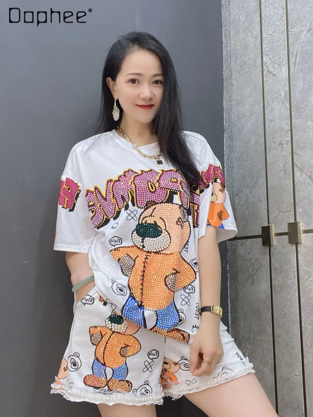 Summer New Casual Shorts Suit Women\'s Heavy Embroidery Hot Drilling Beaded Cartoon Printed Short-Sleeved T-shirt Two-Piece Suit