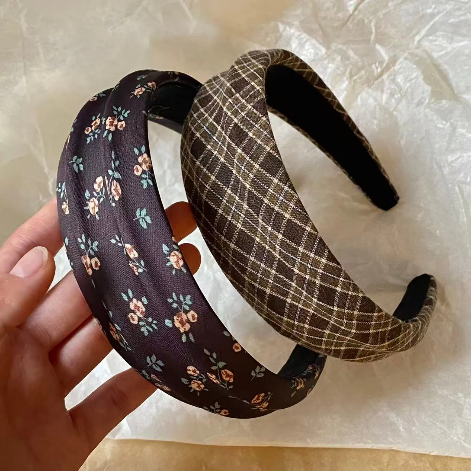 

1PC Women's Autumn Winter Vintage Floral &Plaid Headbands Fashion Hair Accessories Stylish Hair Decorations Hot Selling Products