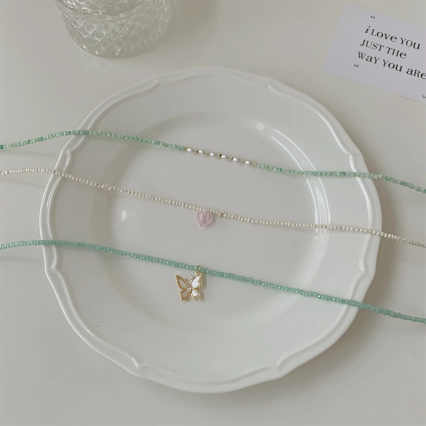 colar-feminino-de-contas-de-arroz-verde-com-pingente-de-borboleta-corrente-de-clavicula-joia-de-moda-com-design-fresco-e-de