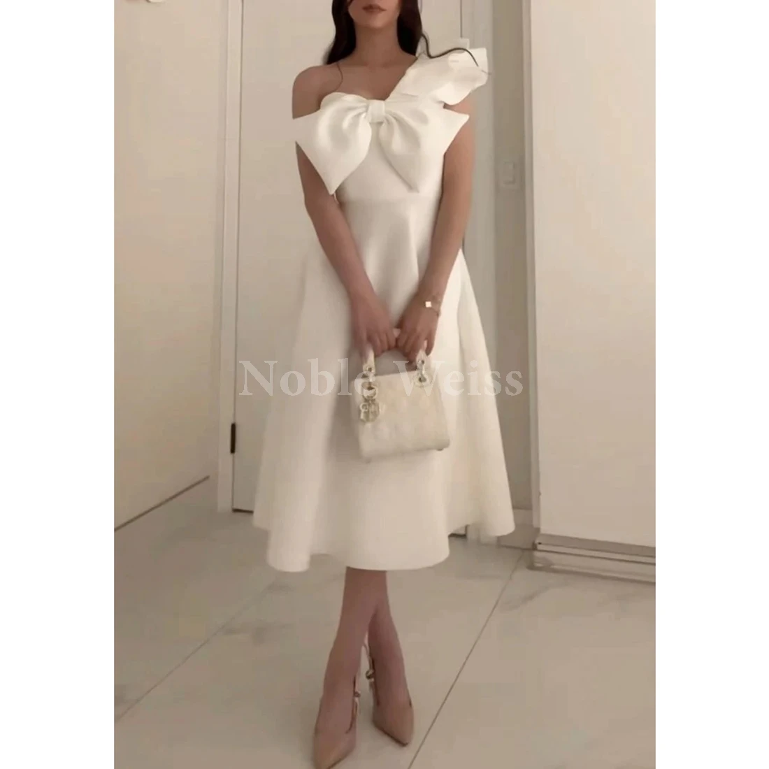 Abito da sposa a trapezio in raso Abito da sposa monospalla Personalizza