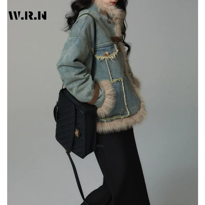 

American Retro Style Casual Blue Fashion Baggy Denim Jacket 2023 Winter Women's High Street Y2K Vintage Loose Tassels Coat