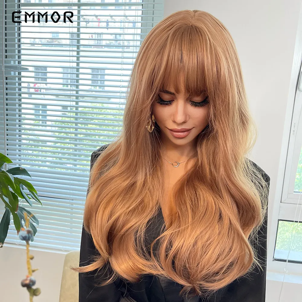 Emmor Wig Gelombang Air Sintetis untuk Wanita Wig Pirang Tubuh Panjang Alami dengan Poni Wig Rambut Cosplay Harian Serat Tahan Panas