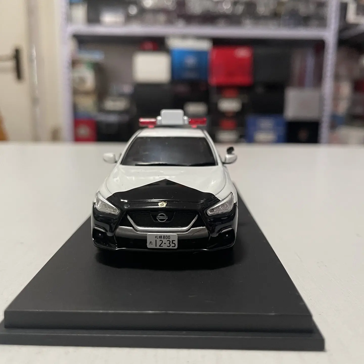 rais-coche-de-juguete-nissan-skyline-gt-v37-de-aleacion-fundida-a-presion-a-escala-1-43-modelo-de-coche-de-policia-clasico-regalo-de-nostalgia-para-adultos-souvenir-exhibicion-estatica