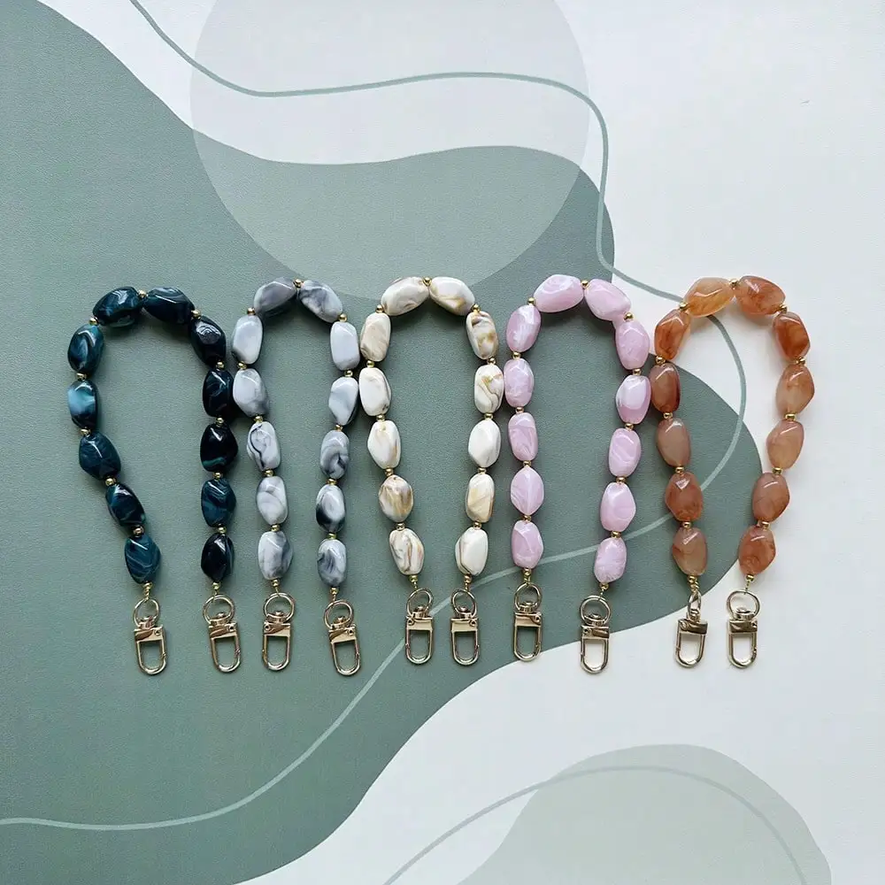 

Fashionable Asymmetrical Jade-Like Acrylic Handmade Beaded Phone Charm