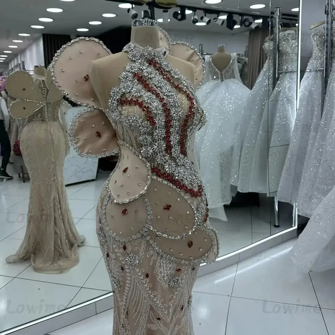 2025 Robes de célébrité longues de luxe cristaux tapis rouge piste robe de soirée femmes robe de reconstitution historique robe de bal de mariage Robes personnalisées