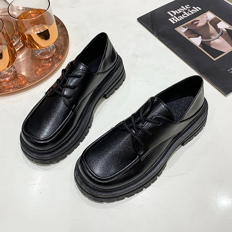 Shoes Woman 2024 Round Toe Clogs Platform Oxfords British Style Loafers With Fur Female Footwear Casual Sneaker New Creepers Big