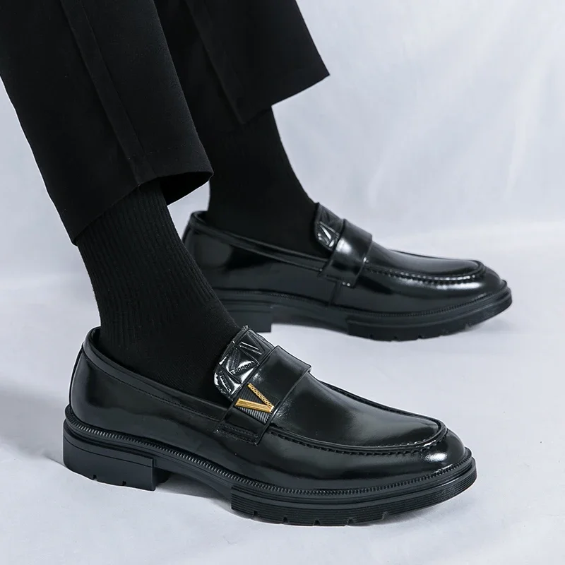 ธุรกิจผู้ชายรองเท้าหนา Bottomed อเนกประสงค์สไตล์งานแต่งงานกลางแจ้งเดินสีดํา SLIP ON Loafer PLUS ขนาด 46