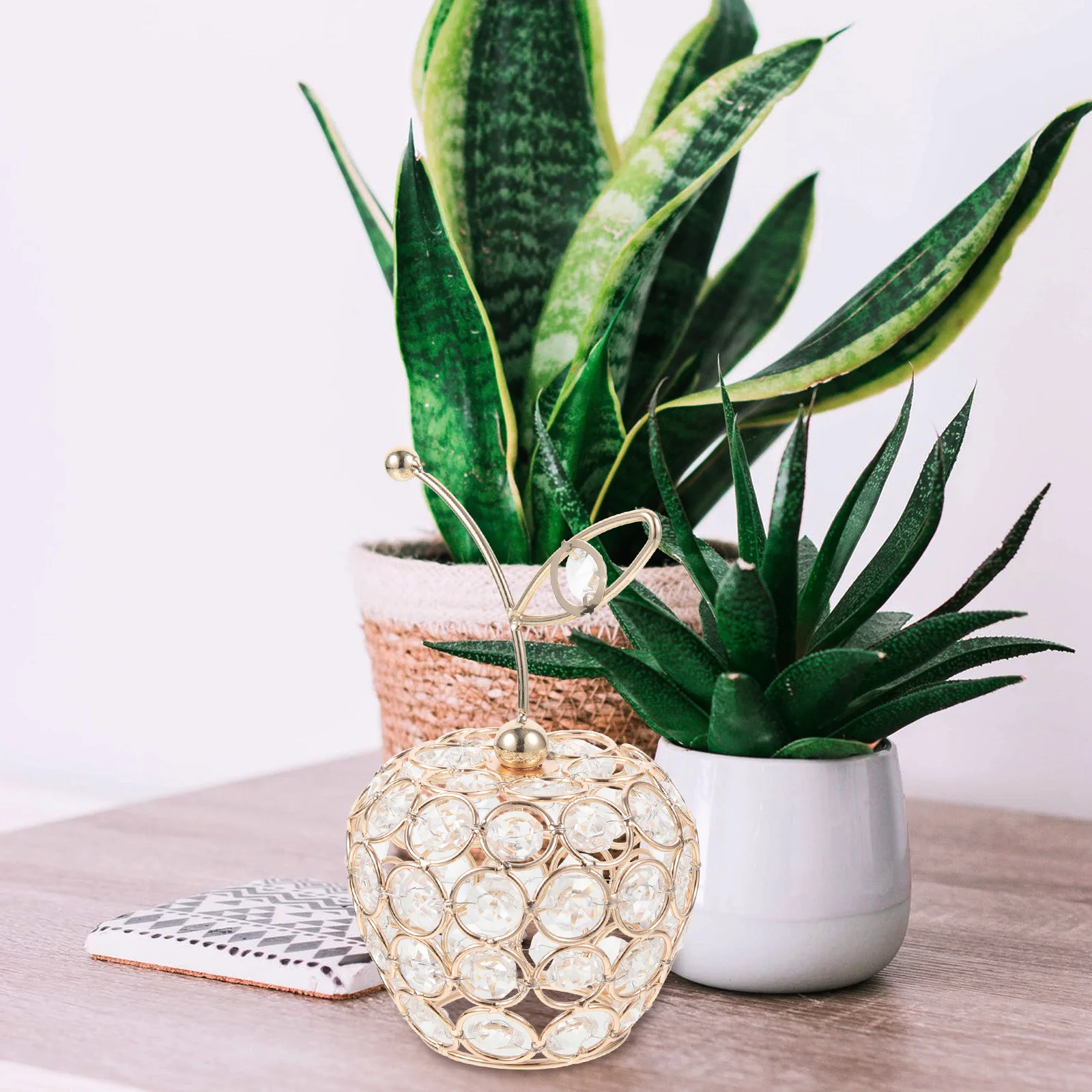 

Crystal Fruit Shape Decoration Iron Material Artistic Simple Elegant Office Desktop Housewarming Fruit Decor Decorative