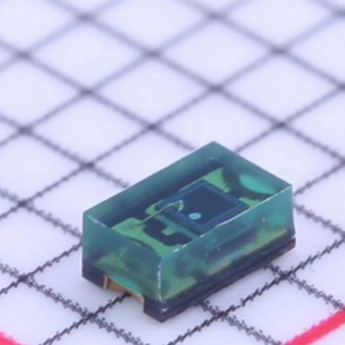 TEMT6200FX01 0805 2012 Metric NEW Original 550nm 20mA 6V Surface Mount Ambient Light Sensor in 0805 Package Phototransistors