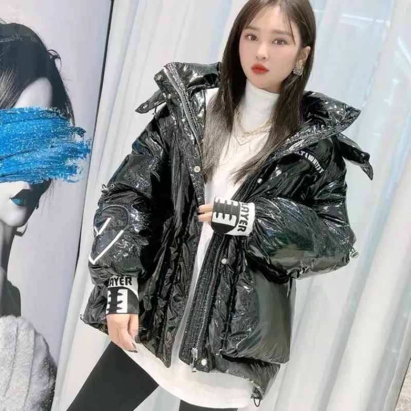 Nueva versión coreana de invierno, chaqueta de plumón brillante para mujer, chaqueta de plumón de pato blanco pequeña con capucha, color amarillo, personalidad Simple