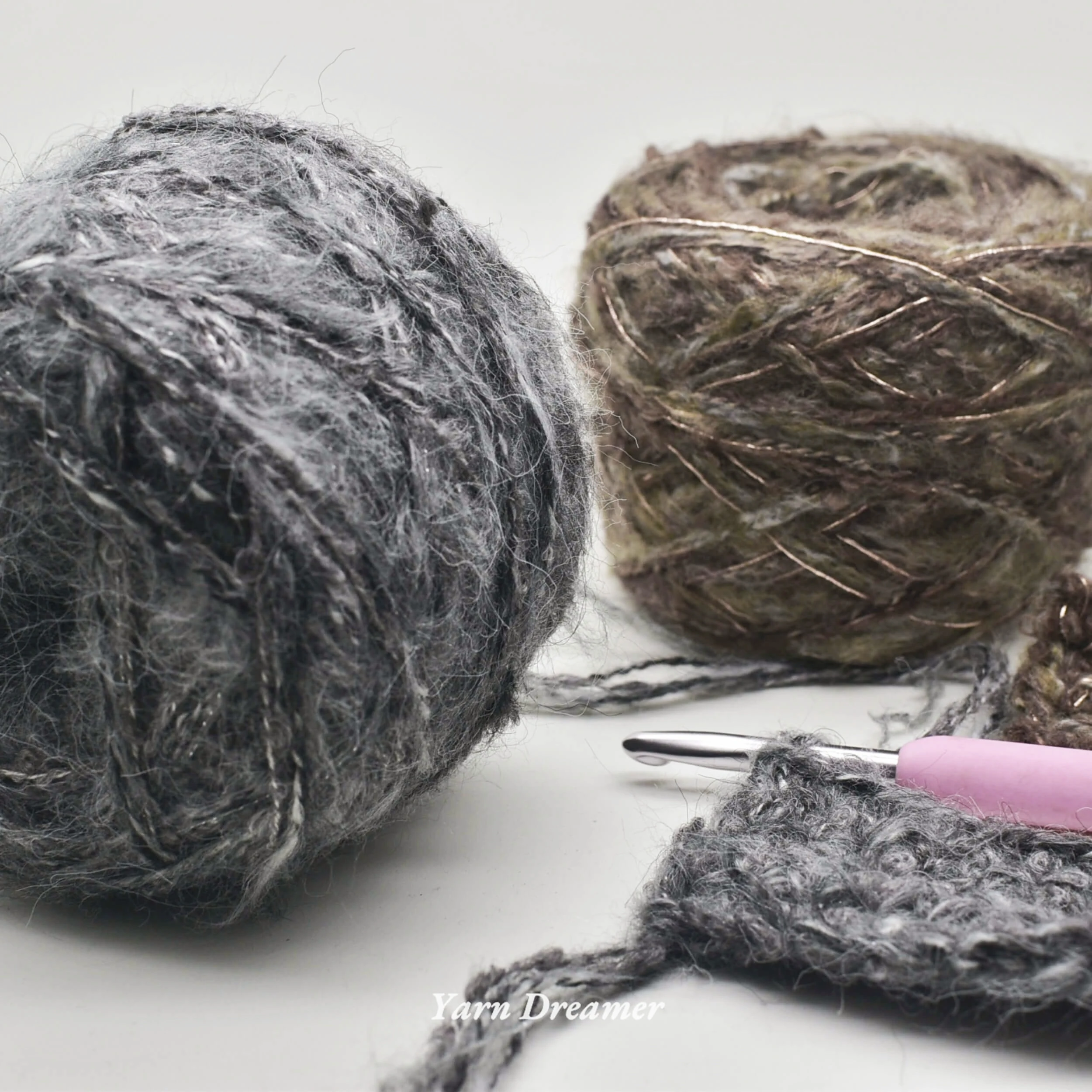 

Grey Brown Thick Yarn for Crochet Scarf Knitting Yarn 100g Puffy Wool Yarn Art Gold Glitter Mix Yarns for men