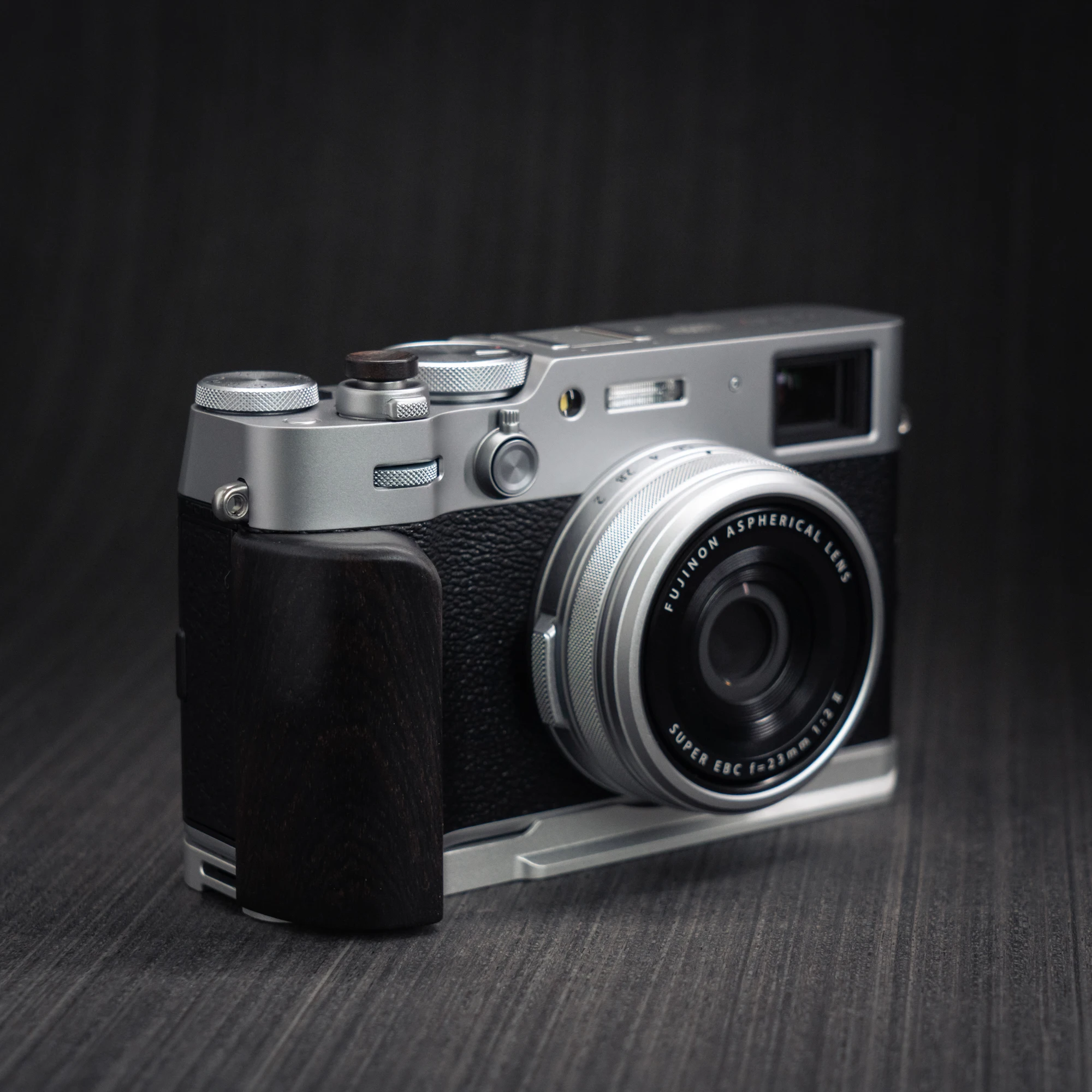 

YUWOOD Solid Wood L Grip Walnut Sandalwood Camera Handle for Fujifilm X100VI