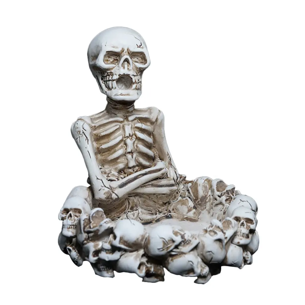 

Resin Skull Ashtray Vintage Halloween Home Decoration Smoke Ash Storage Container Cigar Accessories Desktop Ornament Hotel Bar