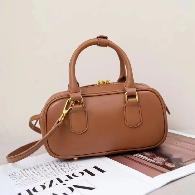 2024 New High Quality fashion genuine leather London pillow bag retro shoulder messenger Boston bag for women