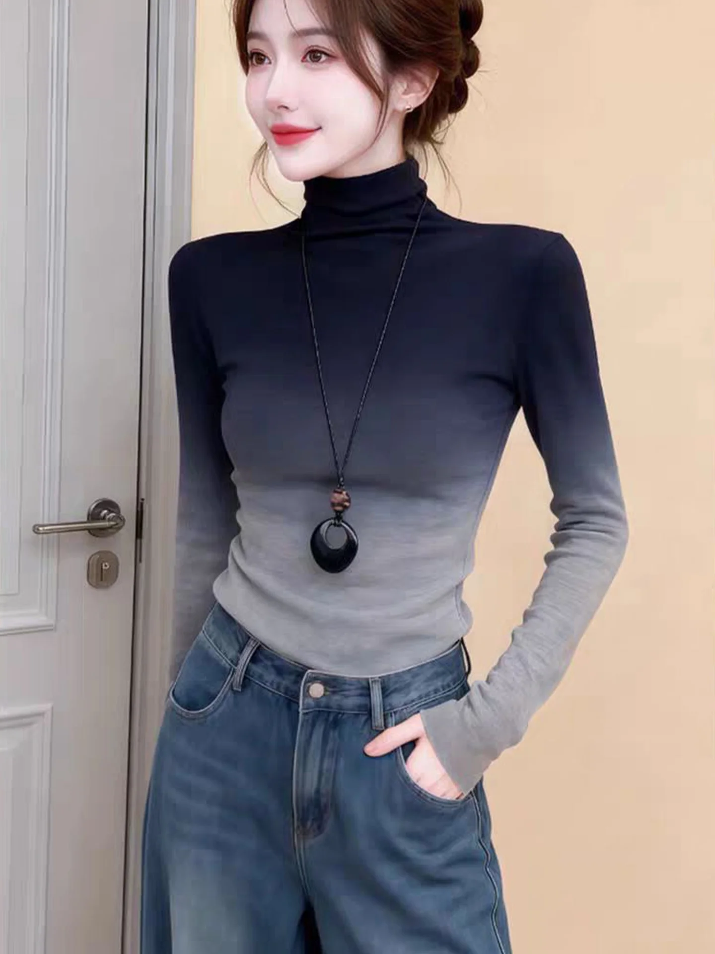 

Slim Fit adient Color Long Sve Knitted Base irt Trendy Inner Wear Top for Women Commute Sle Winter Faion 2025