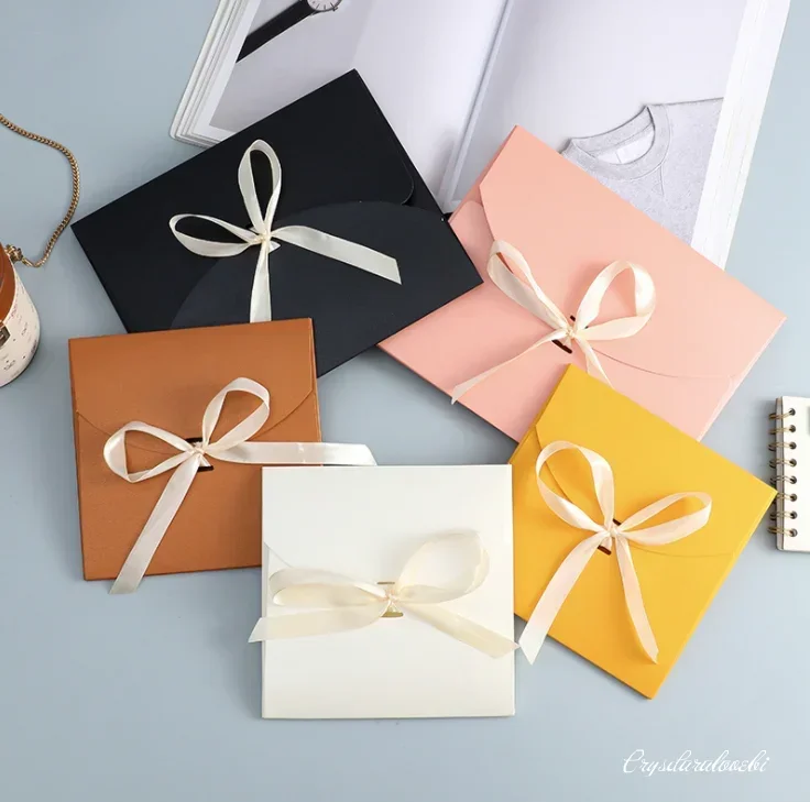 

20 шт. больших подарочных коробок из крафт-бумаги для шелковых платков, белые картонные конверты-коробки для открыток с лентой, для упаковки фотографий