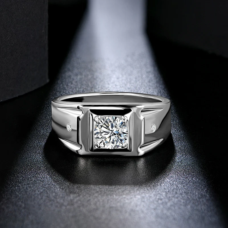 CHARMING Shining Simple Daily Round Cut 1CT DVVS1 Moissanite Ring S925 Silver for Men Party Birthday Gift Anniversary Engagement