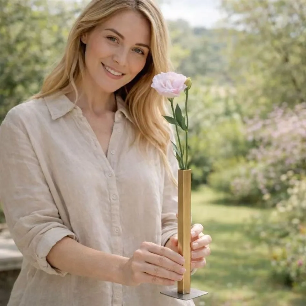 

Minimalist Geometric Vase Unique Stainless Steel Magnetic Vase Flower Holder Nordic Flower-Wrapping Vases Flower Arrangement