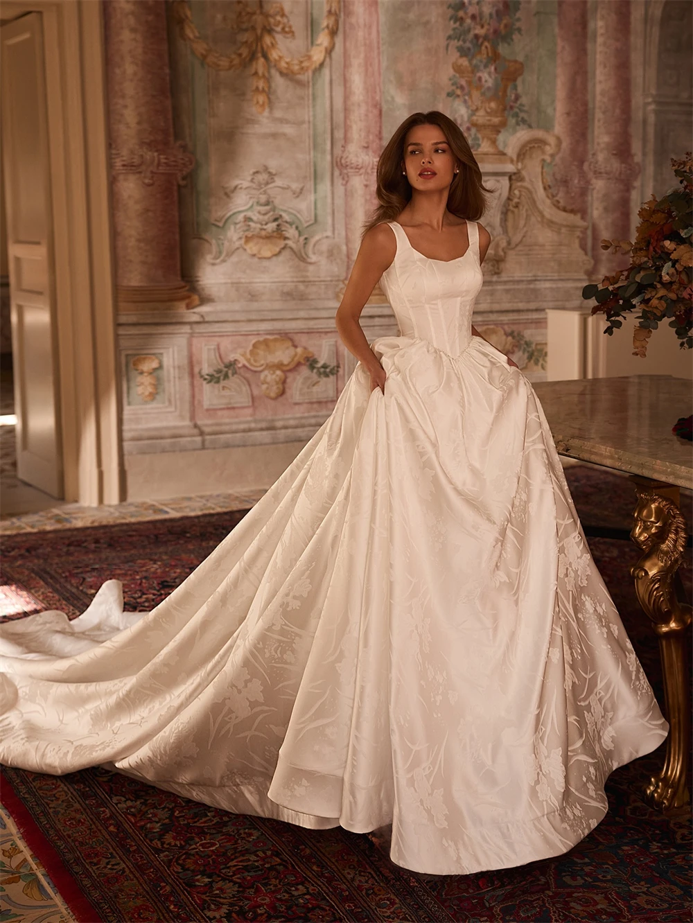 

Customized Charming White Satin Wedding Dress Formal Scoop Sleeveless Bridal Gowns Dreamy A-Line Court Train Vestido De Novia