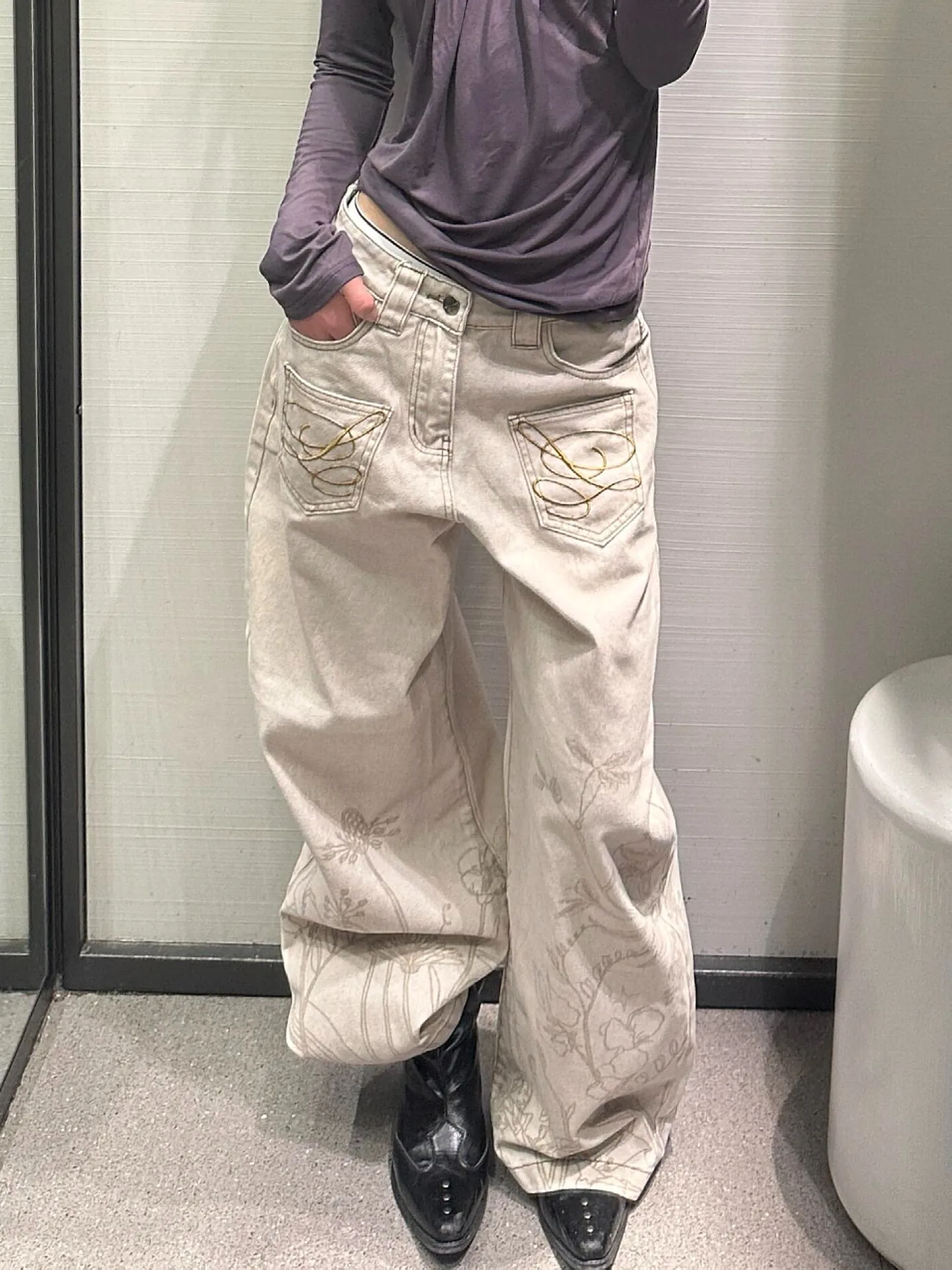 

Women's Embroidered Baggy Jeans Japan 2000s Streetwear Harajuku Denim Trousers Hip Hop 2000s Wide Leg High Street Punk Pants