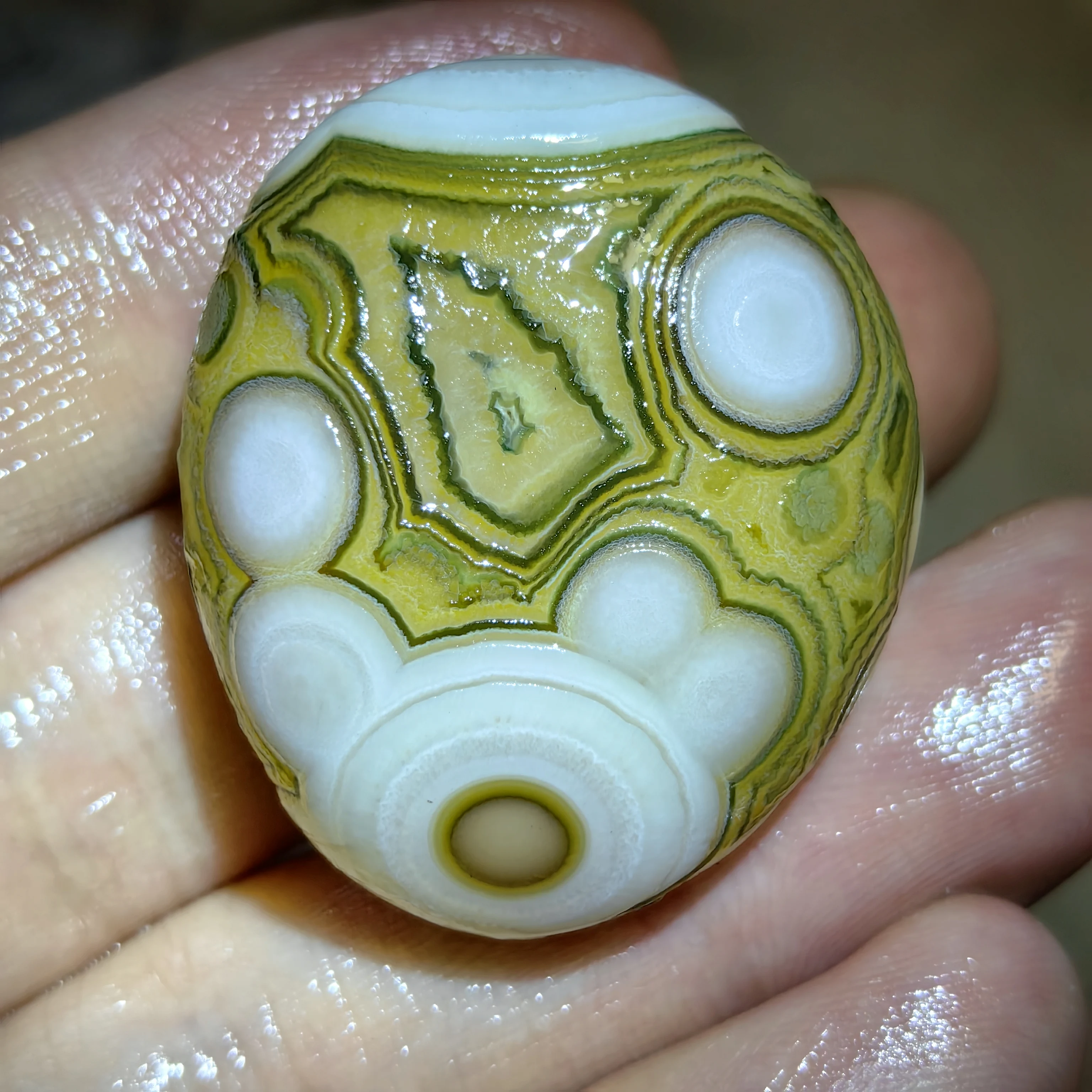 Pure Natural Eye Texture Agate – Unpolished Stone for DIY Amulets, Chakra Reiki, Good Luck Fortune & Negative Energy Shield