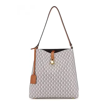 CH-PVC Saco de axilas para senhoras, grande capacidade Bucket, bolsa elegante, grande capacidade, compras clássicas, viagens, nicho, Brand Designer, 2024