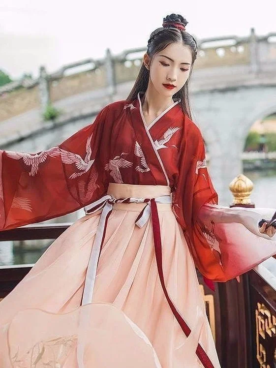 

Hanfu китайский стиль женское традиционное китайское сценическое танцевальное платье женская фея косплей костюм Hanfu красная одежда на Хэллоуин