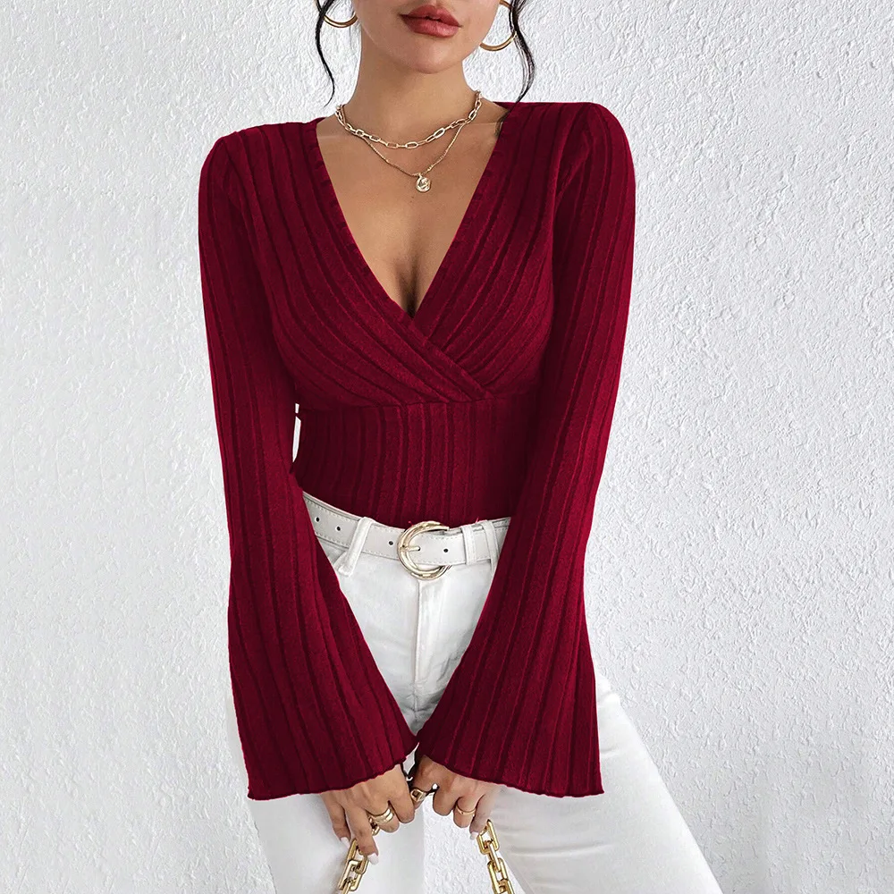 

2024 new women's tops fashionable V-neck bell sleeves burgundy T-shirt autumn and winter slim bottoming suéteres de manga larga