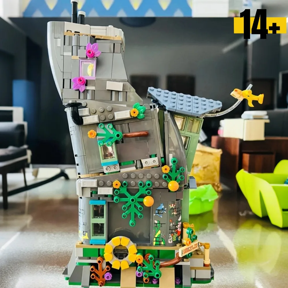 

Magical House Building Block Collectible Bricks Set 764PCS Character Residence MOC Gifts For Adults 76467