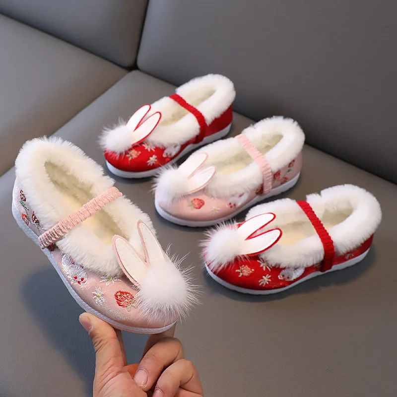 

Children Hanfu Plush Flats Baby Girls Flowers Embroidery Chinese Vinage Princess Kids Beads Tassel Winter Velvet Cotton Shoes