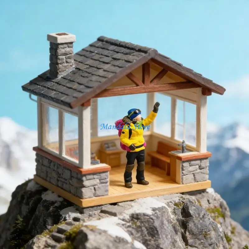 U2JC 1 Scale Miniature Hiking Backpackers Resin Climbing Scene Alpinists Model