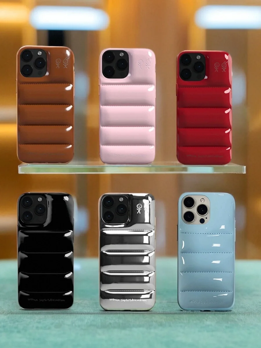 iPhone15,14,13ケース　Urban Sophistication urban sophistication＞THE PUFFER CASE ロゴ iPhone15/14/13ケース