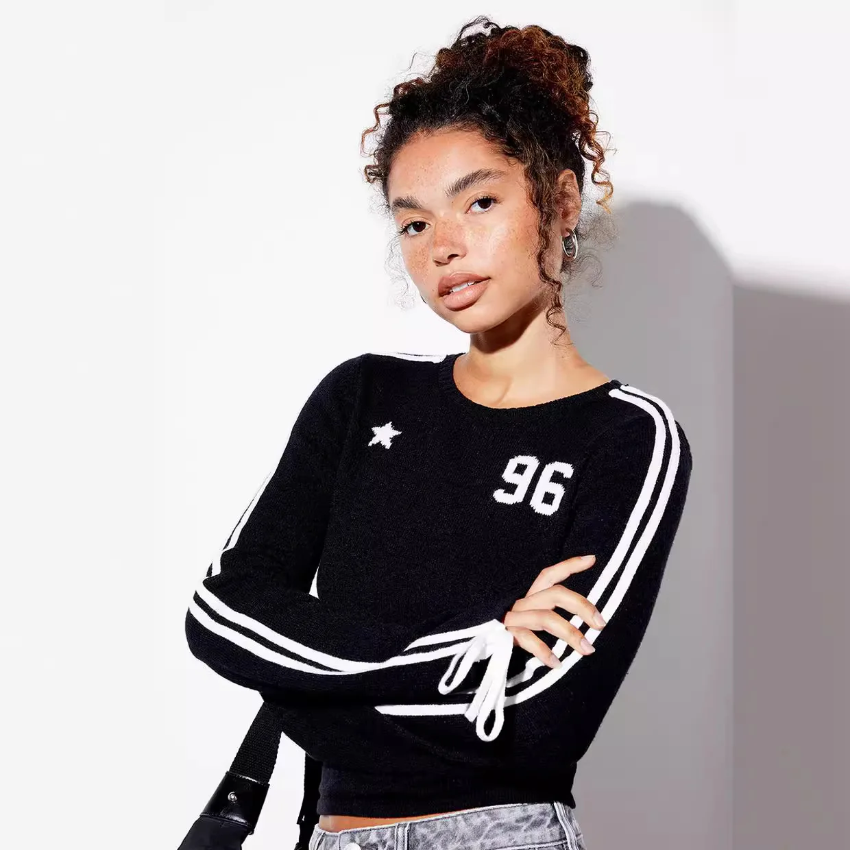 

Зимний женский свитер Y2k с круглым вырезом и длинными рукавами, вязаный свитер, милая приталенная одежда в полоску, уличная одежда, повседневные винтажные Топы