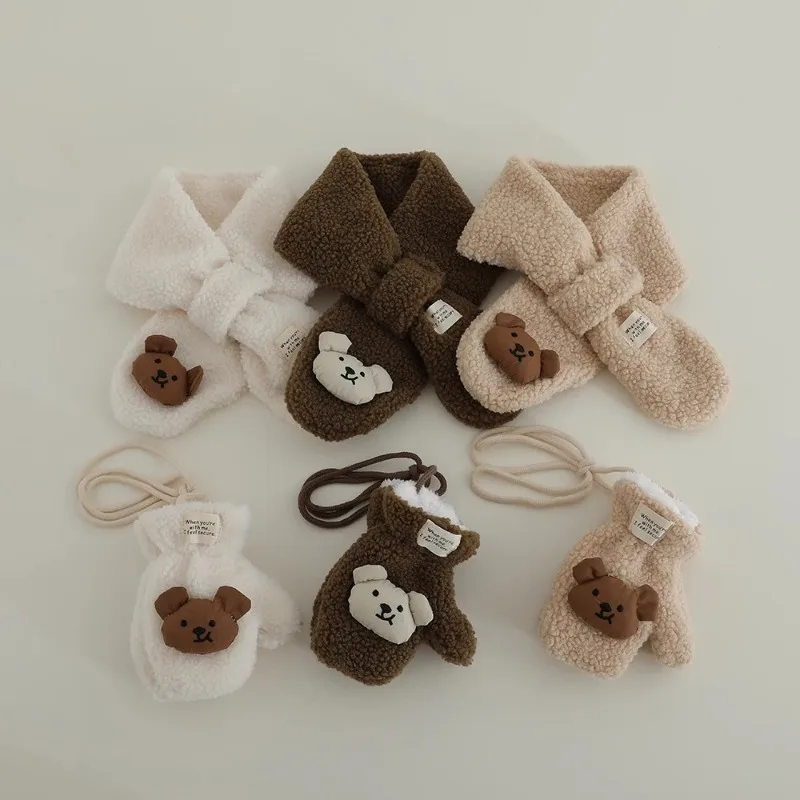 

Зимние детские перчатки, комплект шарфов, корейская версия, утолщенные теплые детские перчатки с рисунком медведя для мальчиков и девочек