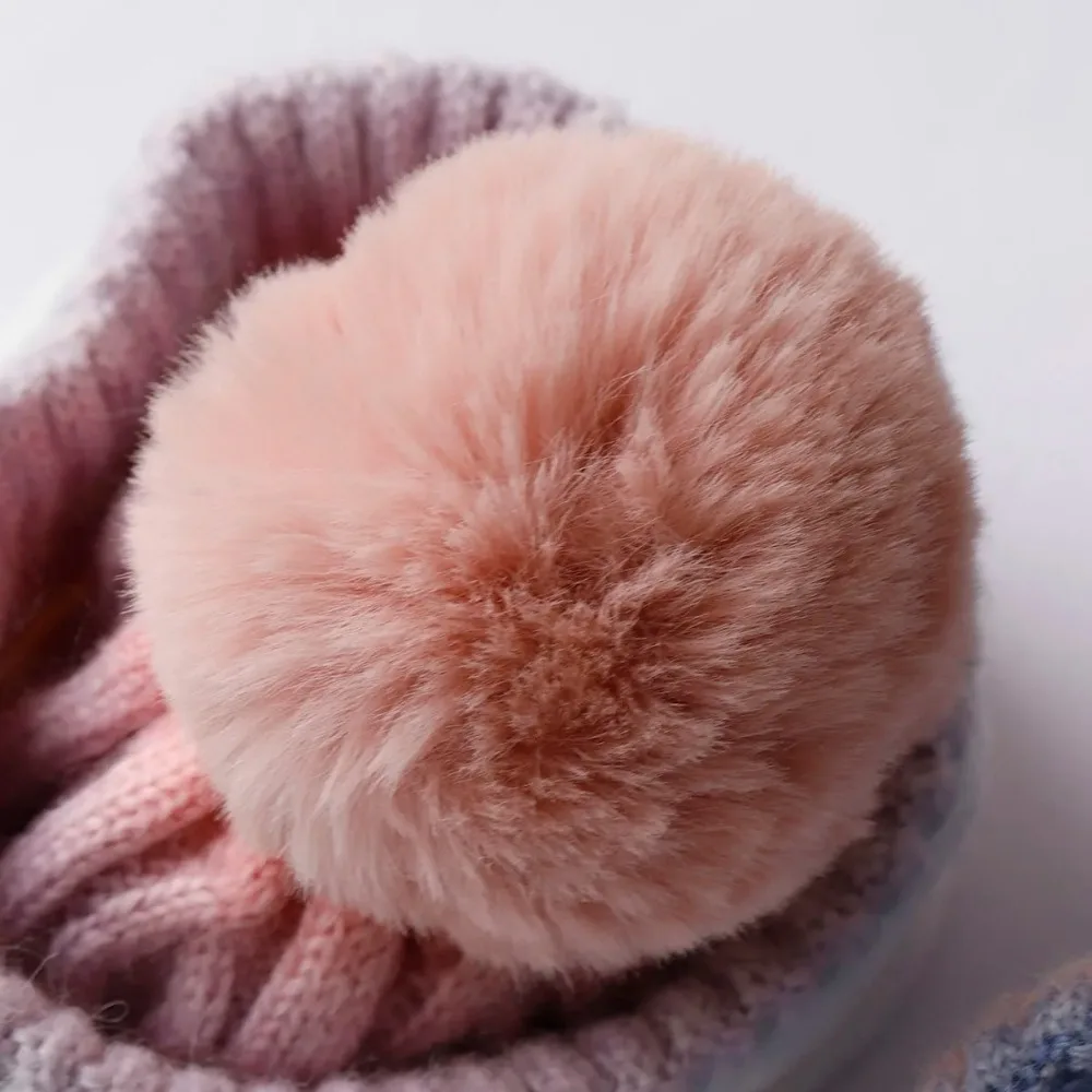 High Quality Thickened Beanie Hat with Faux Fur Pompon Ball Keep Warm Knitted Hat Gradient Striped Pattern Ear Protection Hat