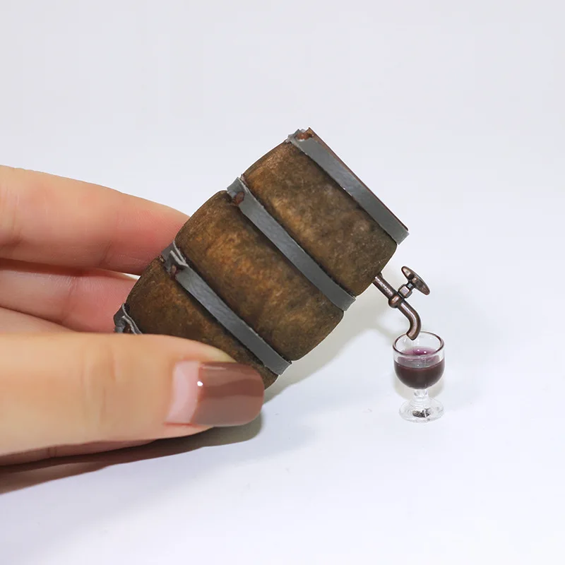 1:12 casa de muñecas escena de bodega simulación Retro Mini barril de vino grifo copa de vino casa de muñecas ornamento accesorios juguetes hechos a mano