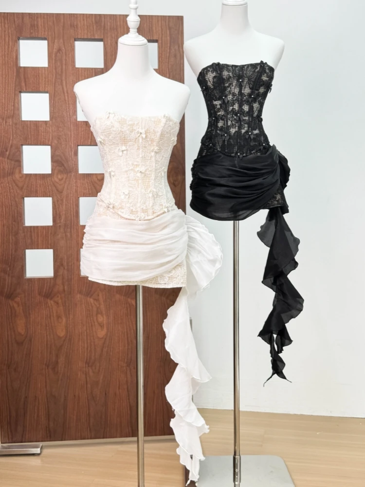 Set da due pezzi in pizzo beige nero da donna Top sexy con lacci con fiocco in pizzo senza spalline + mini gonne drappeggiate Set da cocktail per feste serali