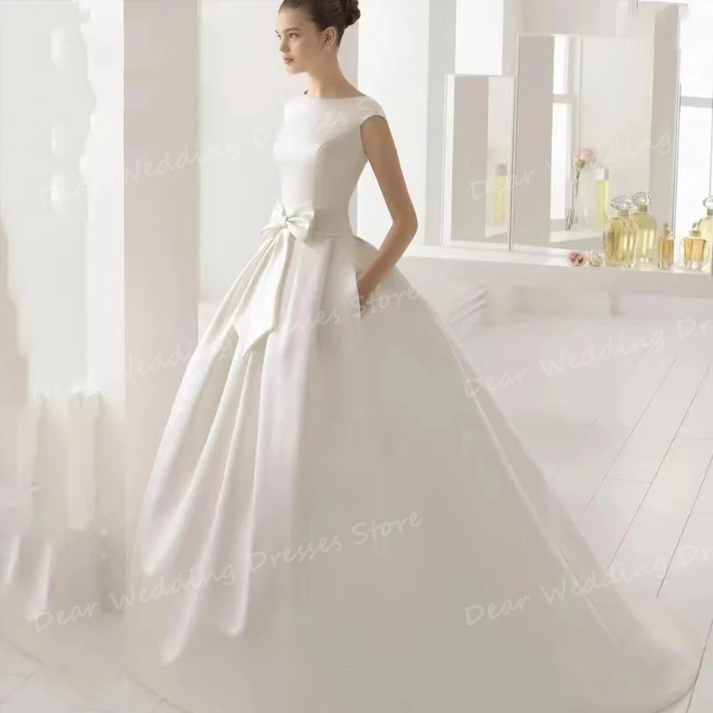 

Simple Women's Wedding Dresses A Line Sexy Sleeveless High Neck Bridal Gowns Appliques Backless Satin Elegant Formal Vestidos