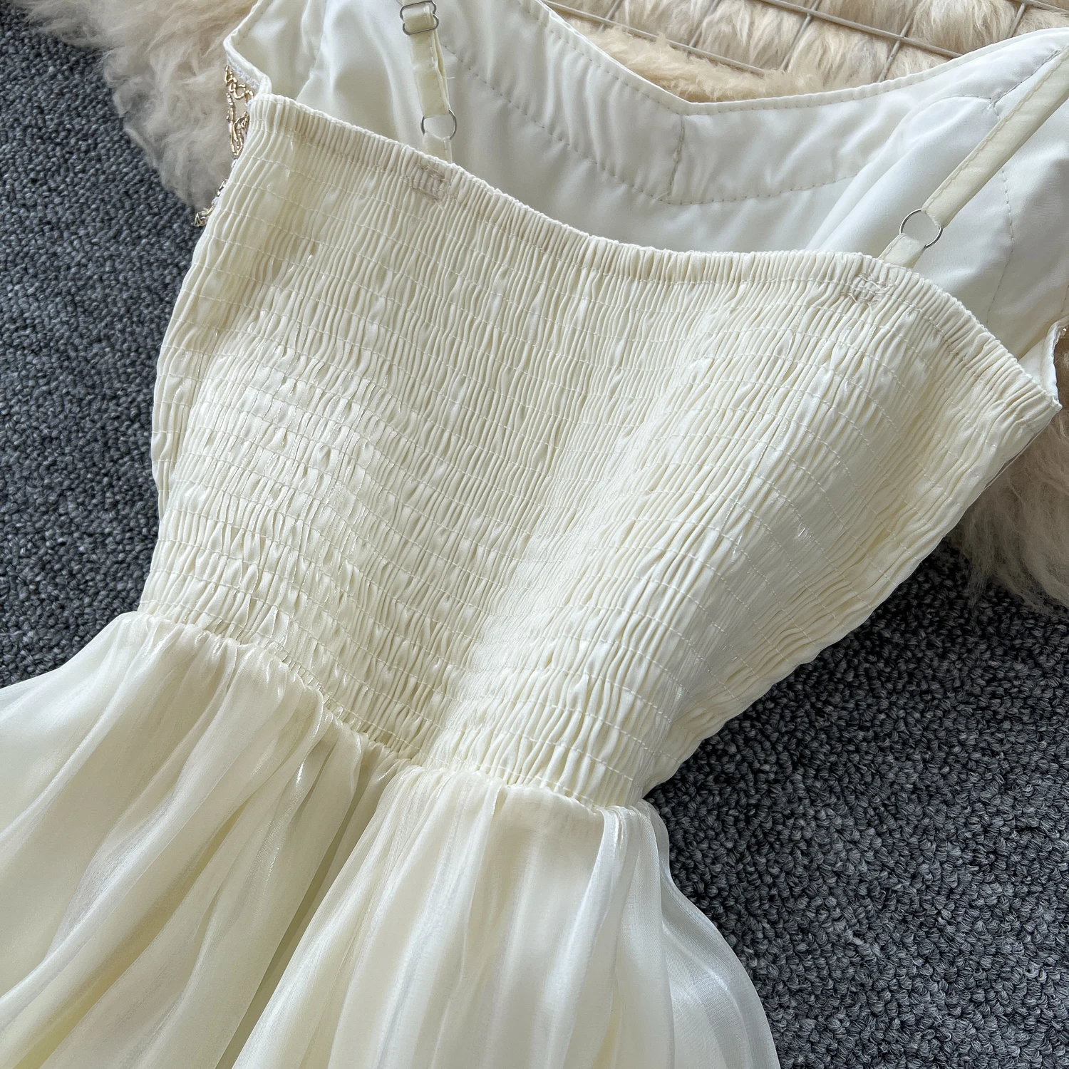 Ethnische Stil Französisch Urlaub Fee Femme Robe Sommer Neue Minderheit Vintage Pailletten Quasten Mujer Schlank Schlinge Mesh Süße Kleid
