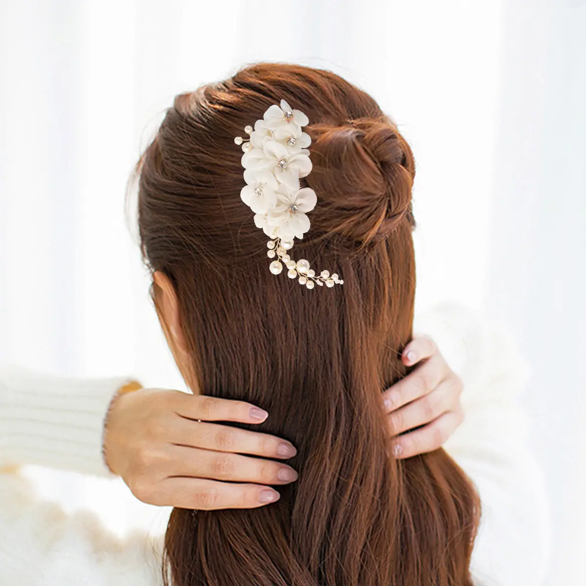 Premium Alloy Bridal Hair Pin with Bling Rhinestone Pearl Flower Design Alligator Clip for Wedding Engagement Prom Party Pageant