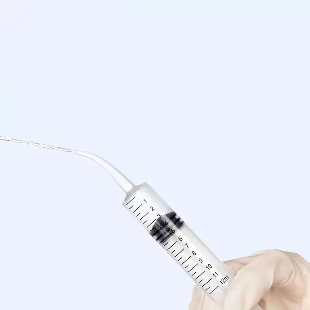10 Pack Dental Syringes with Curved Tip Disposable Gradient Dental Irrigation Syringes for Oral Dental Care Tonsil Stone Removal Laboratory Feeding Small Pets Curved Measurable (12ml, transparent, 10) view 4