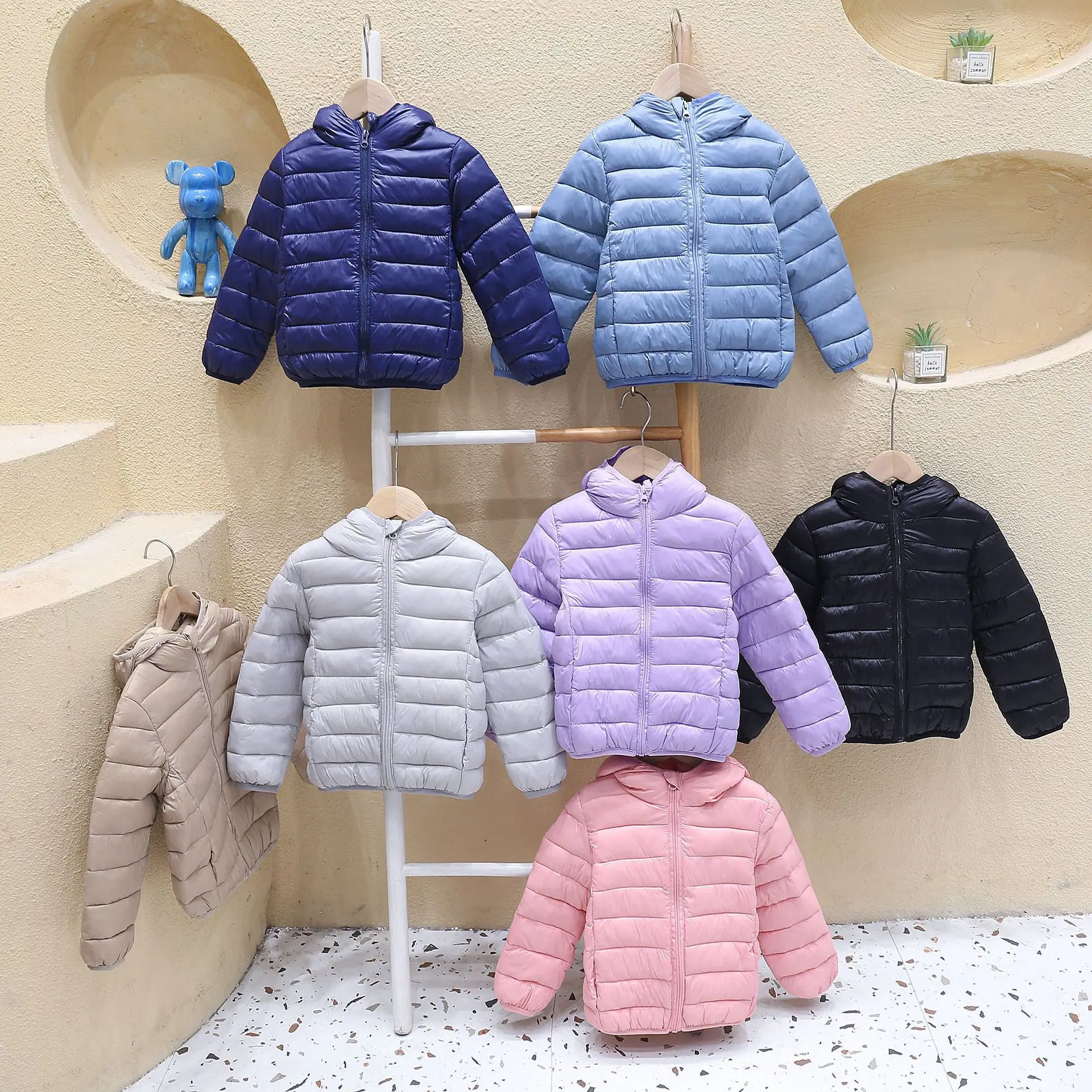 

Новая модная детская куртка, верхняя одежда, осенняя одежда для мальчиков и девочек, теплое пальто с капюшоном, зимняя одежда для детей-подростков