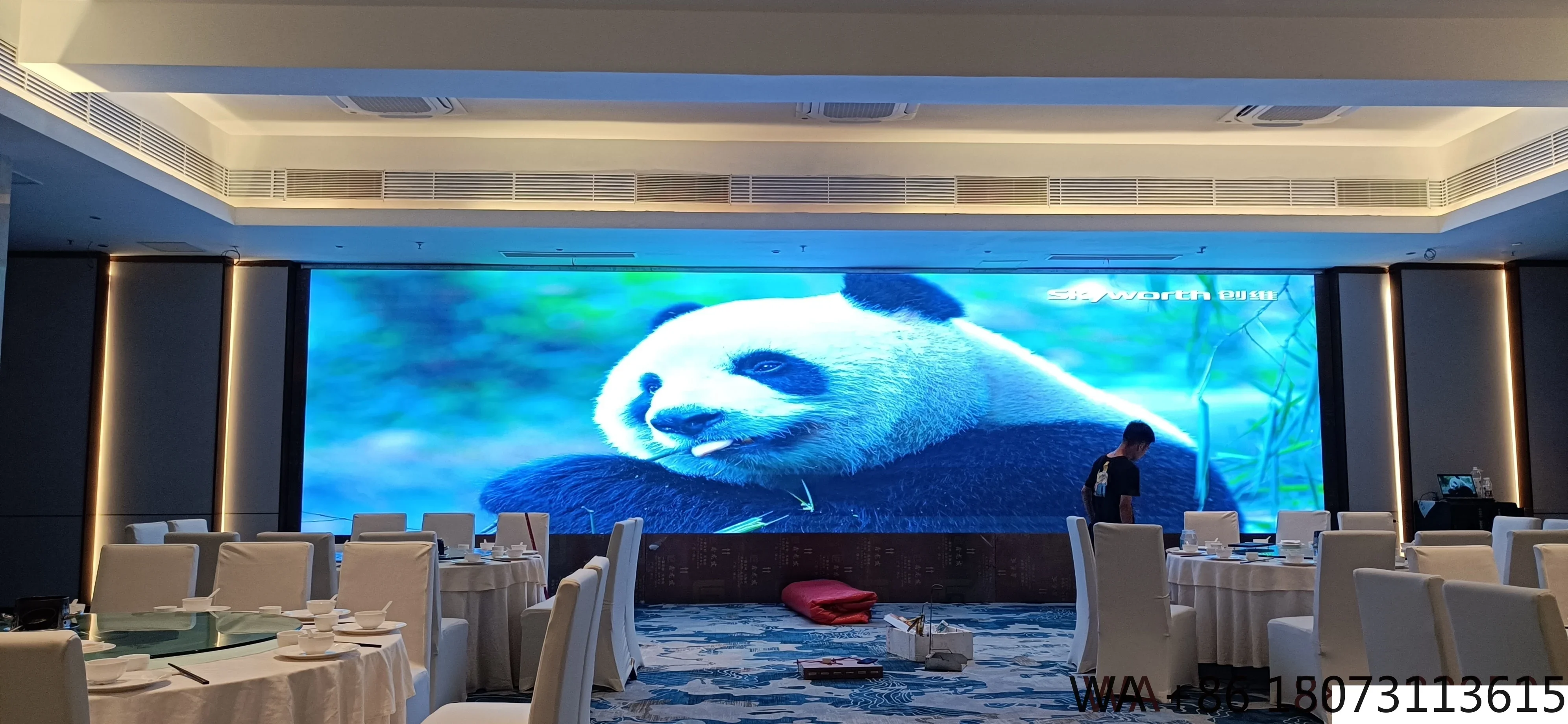 

Indoor 5x4.2m LED Video Wall P1.25/P1.538/P1.86/P2.5 Full Color Screen 3840Hz Refresh Rate