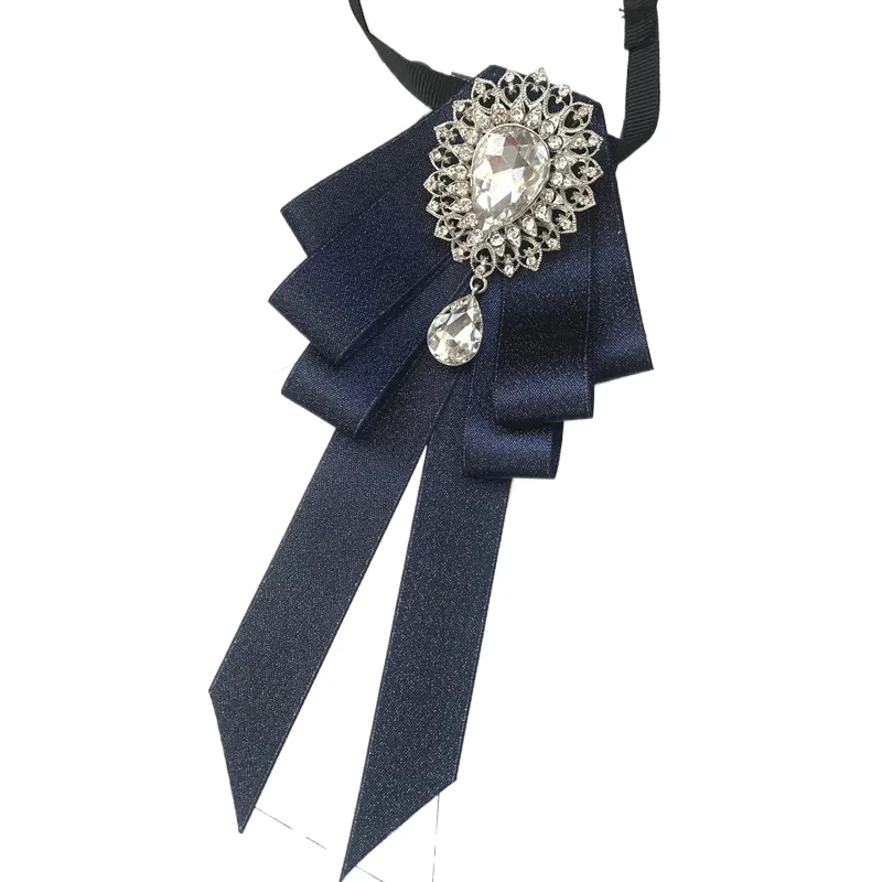 Kobiety luksusowa niebieska wstążka muszka broszka z kokardą kołnierz szpilki męskie broszki bluzka damskie eleganckie akcesoria biżuteria diamentowa motyl — zdjęcie 2