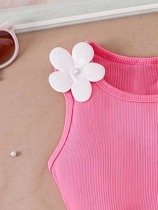 Rosa geripptes Tanktop für Mädchen, 2-teiliges Set, ärmelloses 3D-Blumentop mit floral verziertem, plissiertem Skort, Kinderoutfit – Detail 3