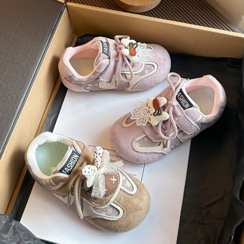 

Модные кроссовки для девочек 2026 Весна Новинка Большие детские кроссовки Удобные нескользящие повседневные туфли с цветочным принтом для девочек