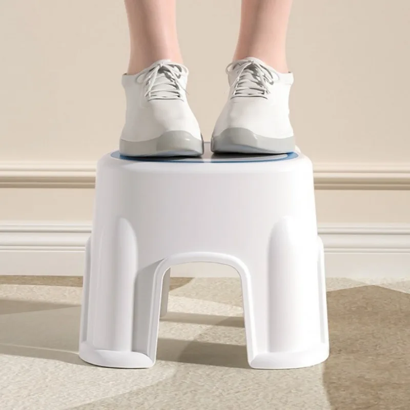 Cute Small stool thickened plastic household non-slip chair stackable round מושב אסלה לשירותים טריקה שקטה bathroom furniture