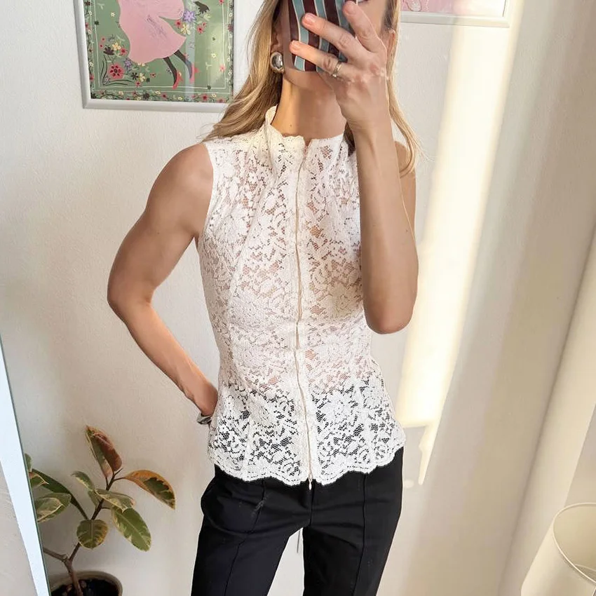 

Linad Sexy Hollow Out White Embroidery Woman Blouses Autumn Street Chic Stand Collar Shirts 2025 Elegant Lace Zipper Tops Female