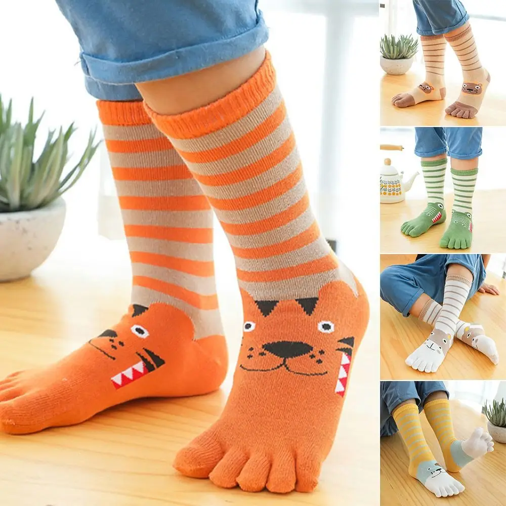 Fashion Children's Long Tube Socks Healthy Sweat-absorbing Five-finger Socks Toe Socks