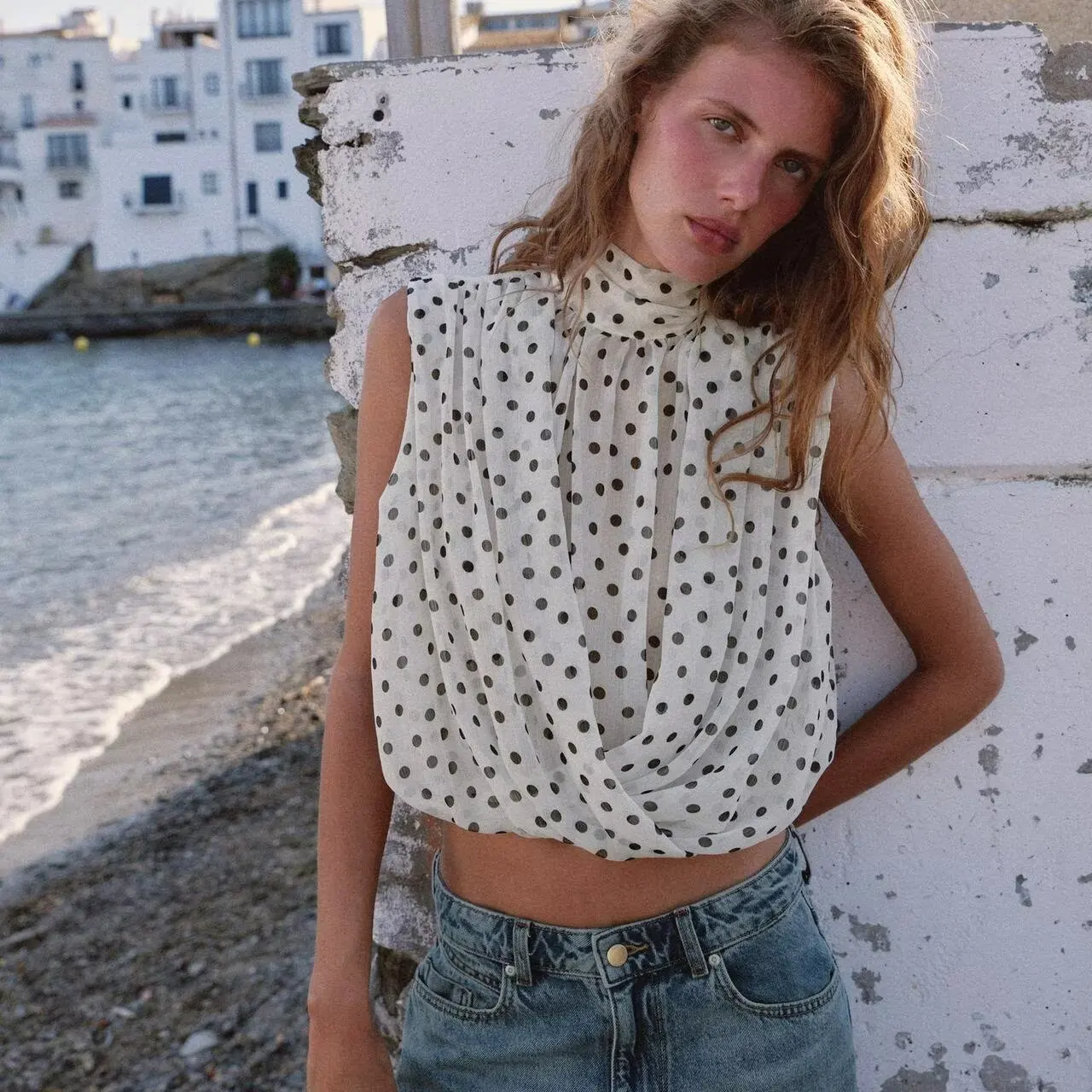 Fashionable Women's Balloon Sleeve Top Spring Summer New Arrival Polyester Fabric No Sleeve Short Length Polka Dot Print